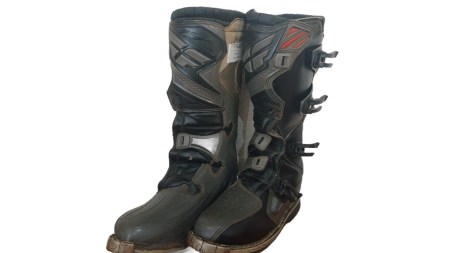 Preowned Viper boots