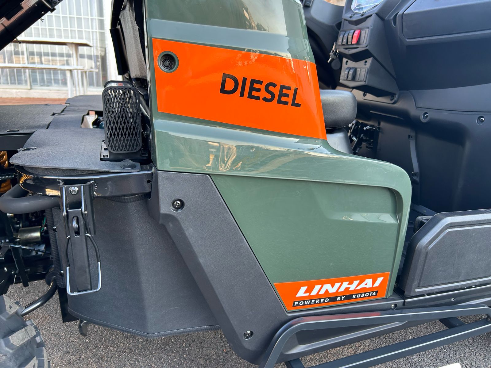 2026 Linhai T-Boss 800 EPS Diesel (4x4) powered by Kubota - Image 10