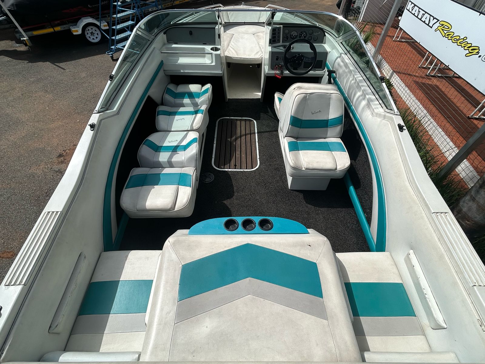 1991 Regal Valanti 200 Special Edition With 5,7L V8 Mercruiser and Alpha 1 Gearbox - Image 11