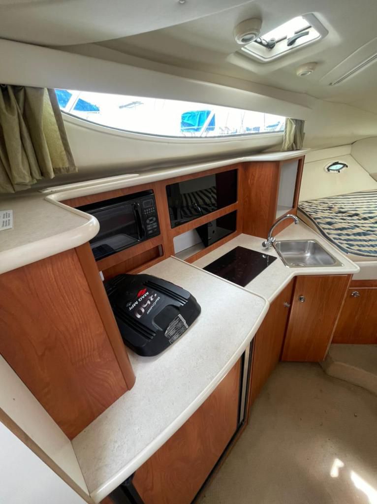 2003 Bayliner Cierra (30,5 ft.) Powered by Twin Mercruiser 5,7L 350Mag V8 MPI and Bravo 1 Z-Drives with Generator System and Ship to Shore Power - Image 22