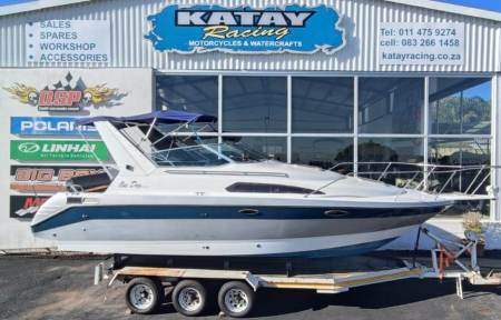 BAYLINER 2755 Cierra powered by a 2007 V8 5,7L 350mag MPI Mercuiser (fuel injection) 300HP with mercuiser Bravo-3 Z-drive