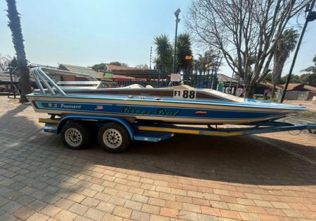 215 American Hallet classic (inboard) (with out V8 motor)