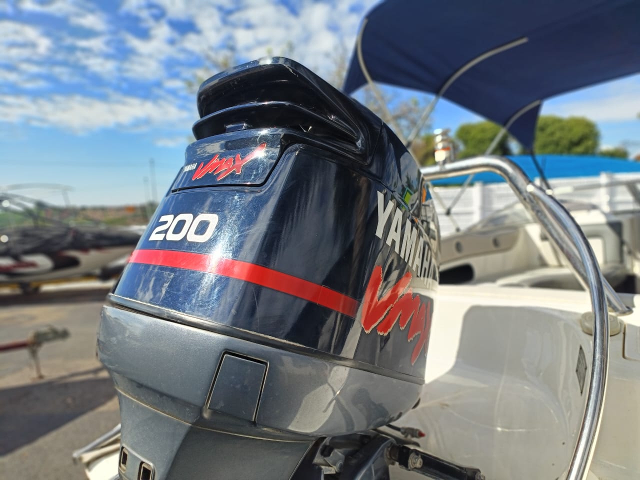 2002 Sundowner 190 Powered with 200hp Yamaha V-max. - Image 5