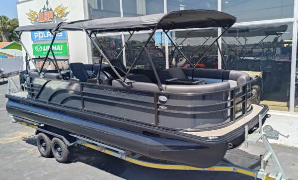 2021 Aquacraft 250 Tri-Pontoon Powered by 250hp Suzuki 4-Stroke outboard