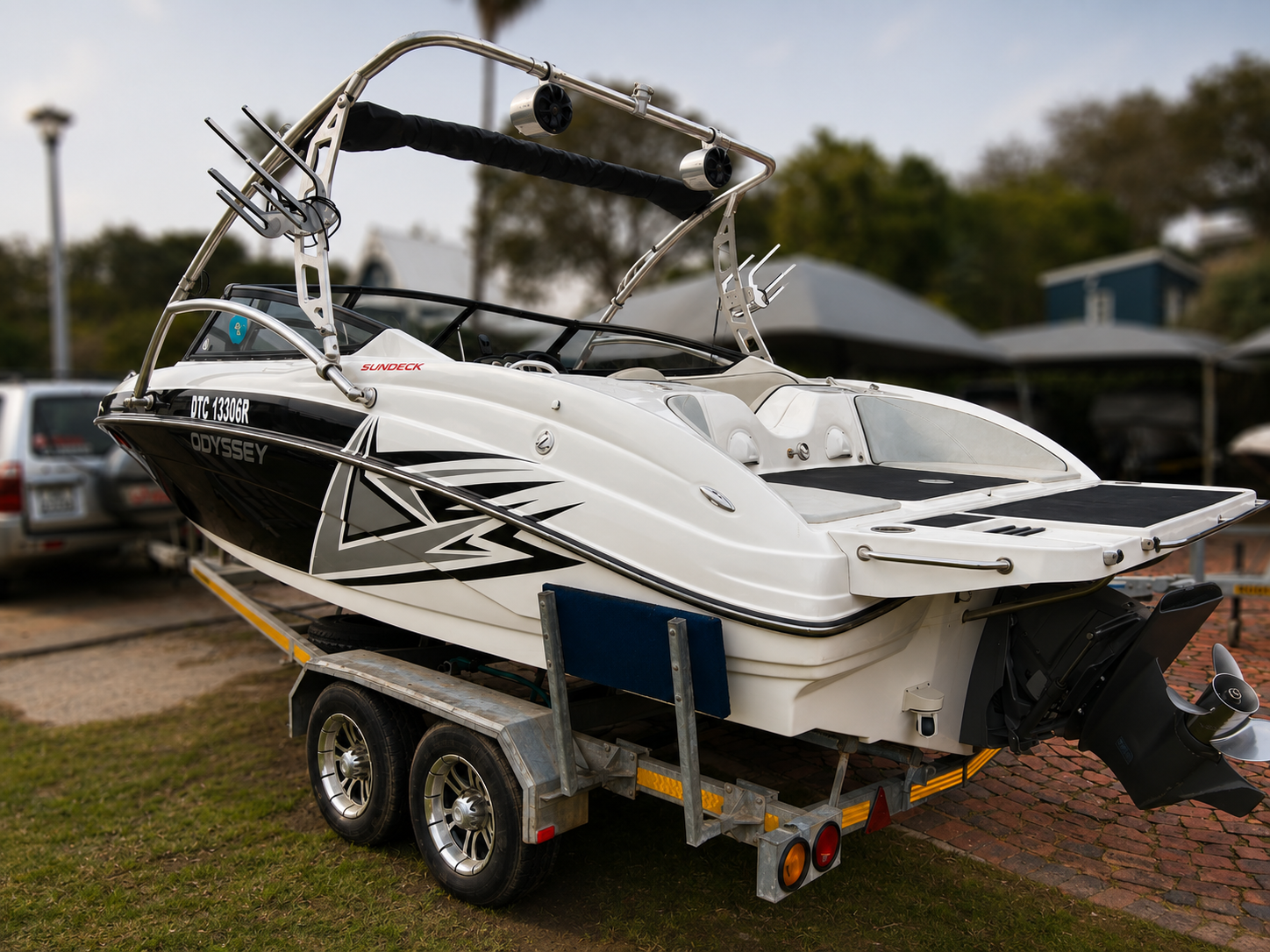 2016 Odyssey 650 Powered Volvo Penta 5.7L V8 GXi and Volvo Penta SX Gearbox - Image 3