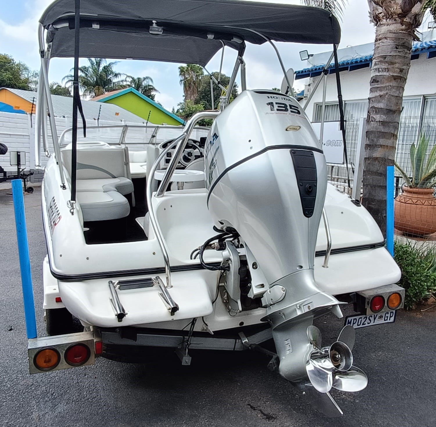 2008 Sundowner 190 Powered by 135hp Honda 4- Stroke DOHC, 16-Valve, In-Line 4-Cylinder Motor - Image 5