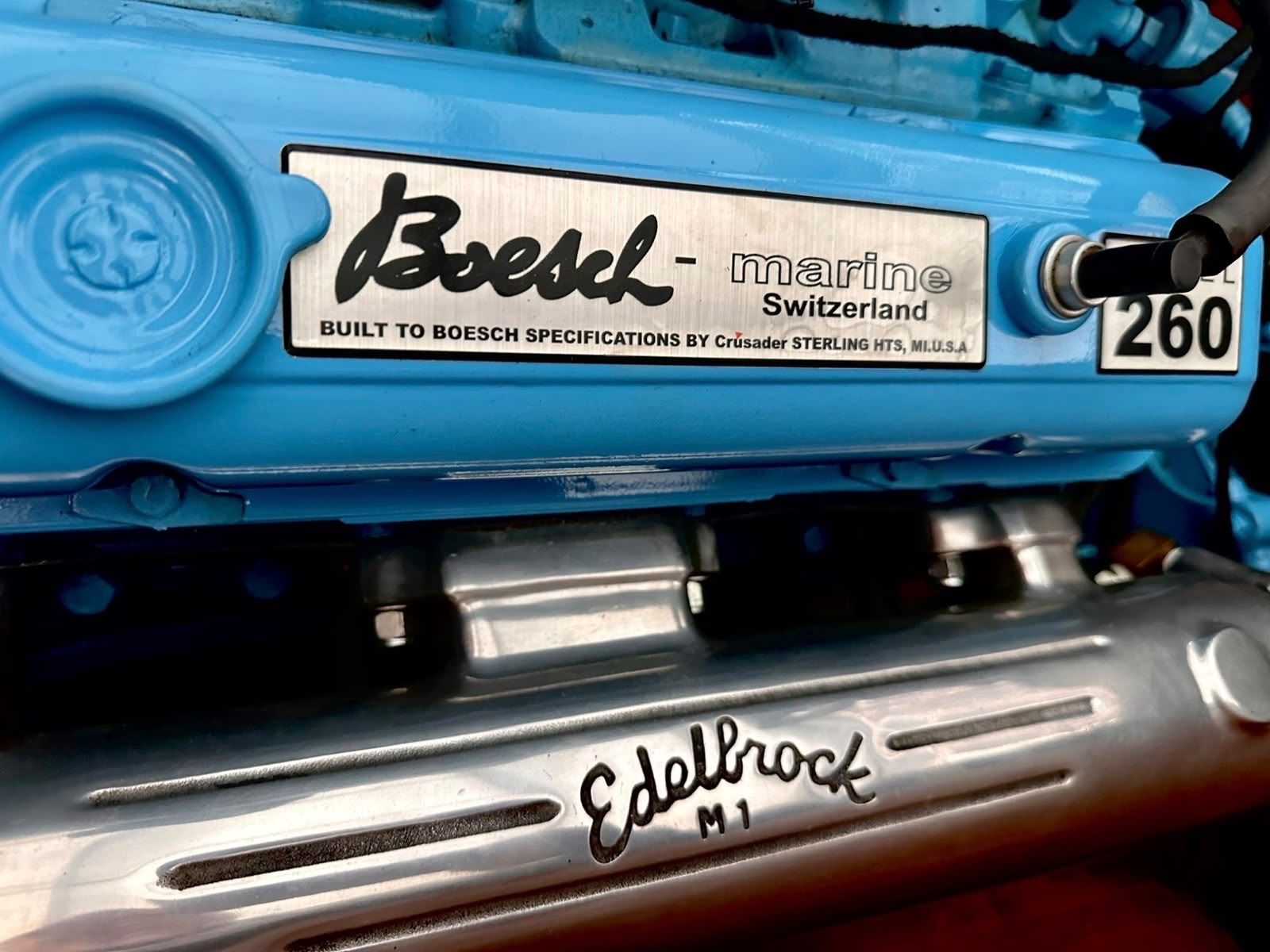 Original authentic 1969 BOESCH 580 Original V8 motor - Image 9
